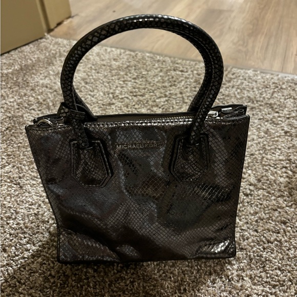 Micheal Kors Bag - Silver Mini Tote - Picture 5 of 5